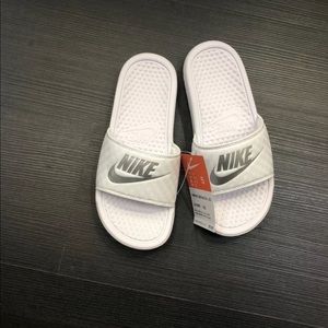 Nike slides